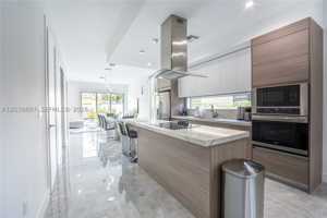featured image of 3461 Sw 25th St #B