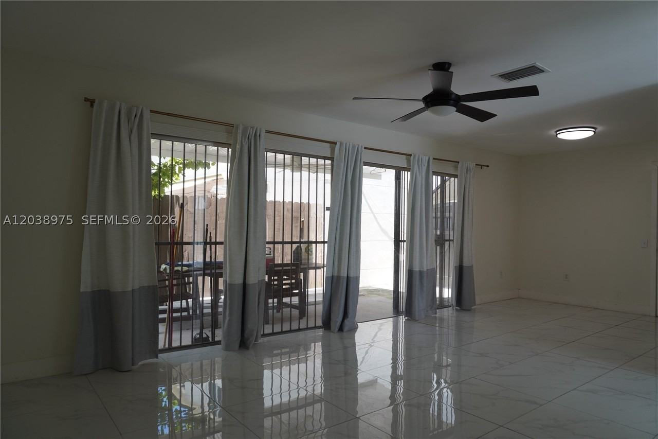 9132 Sw 148th Ct #0 - Photo 7 of 50