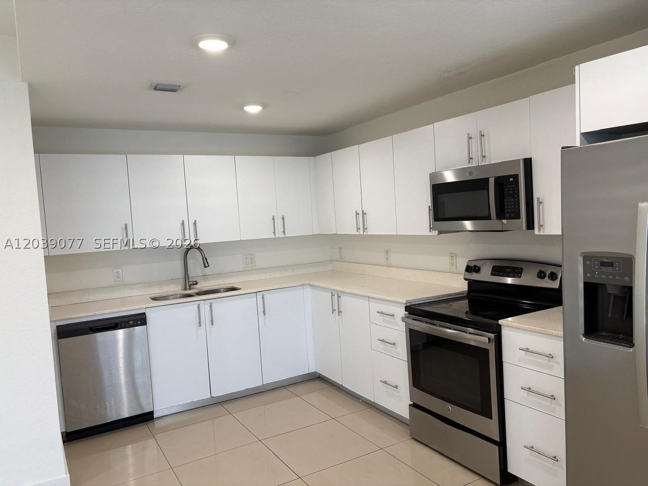 25680 Sw 143rd Path - Photo 7 of 27