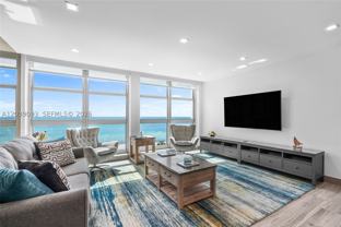 5055 Collins Ave #10H - Photo 1 of 1