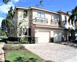 202 Las Brisas Cir - Photo 1 of 1