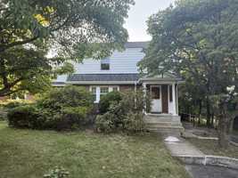 featured image of 1639 Washington St