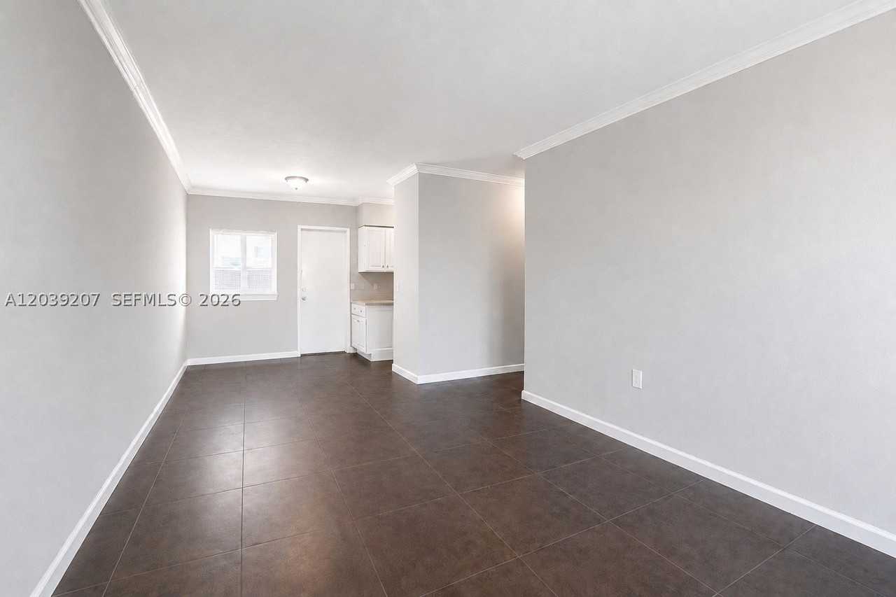 521 Ne 82nd Ter #3