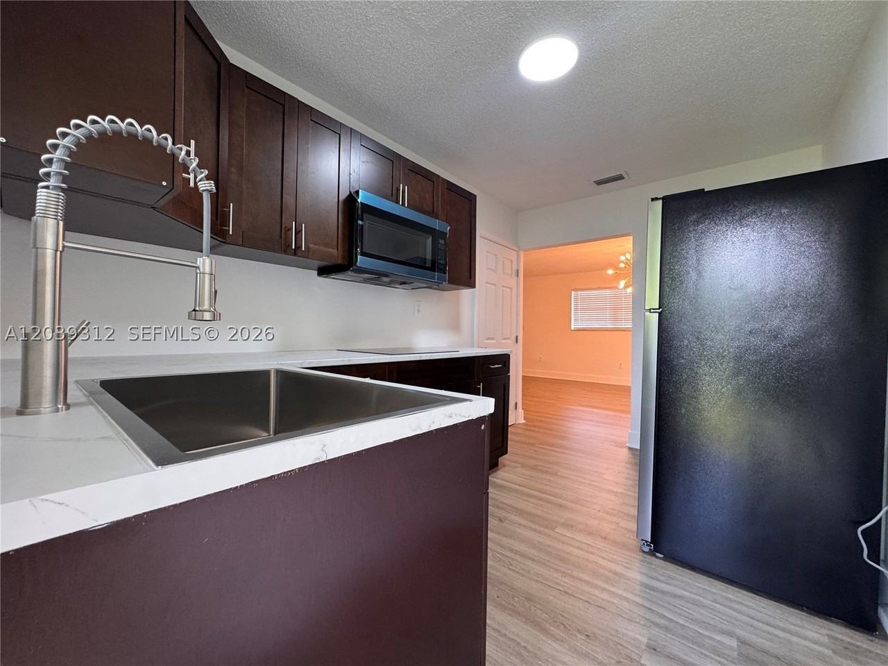3632 Sw 87th Ave - Photo 5 of 13