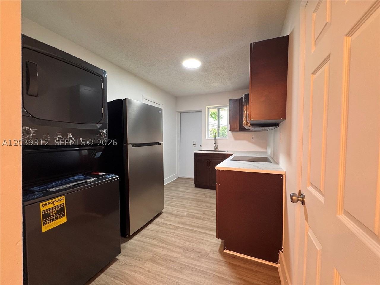 3632 Sw 87th Ave - Photo 7 of 13
