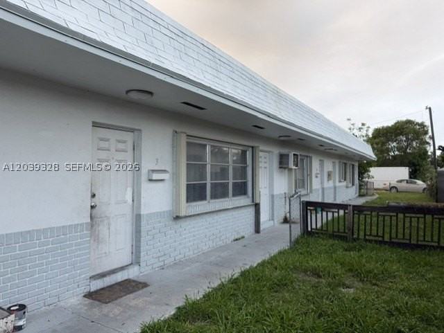2128 Roosevelt St #3 - Photo 3 of 21