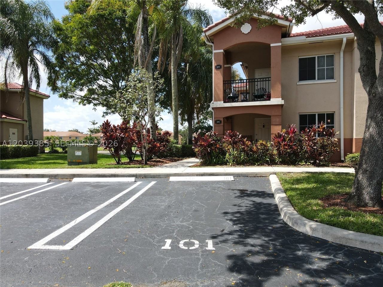 3486 Briar Bay Blvd #101 - Photo 3 of 30
