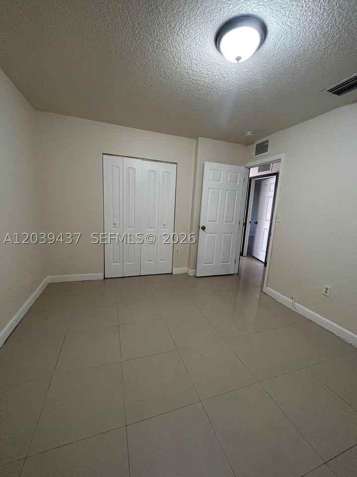 1255 Nw 55th Ter #1257 - Photo 7 of 8