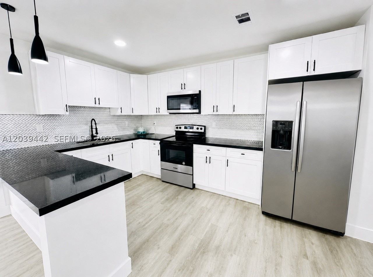 2500 Sw 131st Ct - Photo 2 of 8