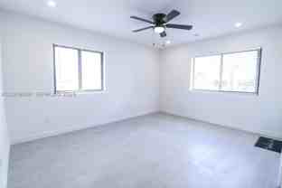221 Sw 11th Ave #2 - Photo 1 of 1