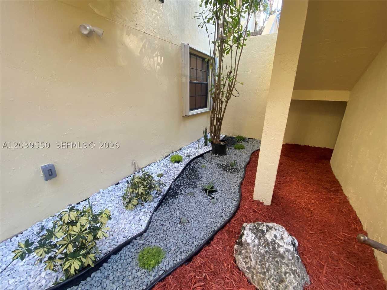 8807 Sw 130th Pl #102 - Photo 3 of 50