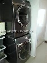 546 Ne 199th Ln #4W - Photo 6 of 24