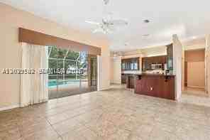 240 Sw Marathon Ave #1 - Photo 4 of 15