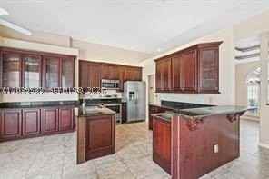 240 Sw Marathon Ave #1 - Photo 5 of 15