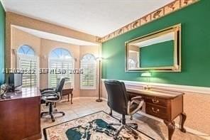 240 Sw Marathon Ave #1 - Photo 6 of 15