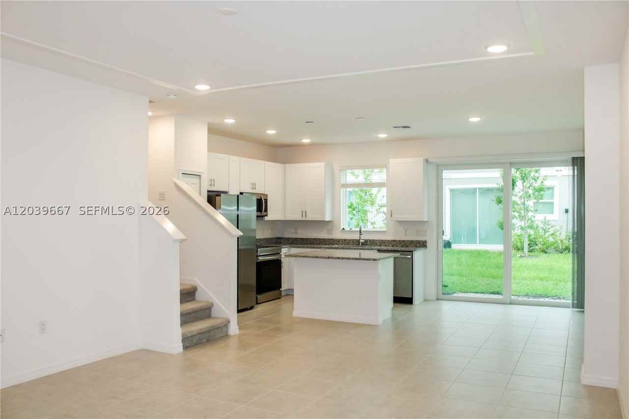 34218 Cinder Way #34218 - Photo 3 of 40
