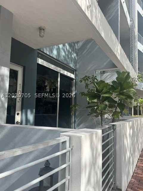 3339 Virginia St #105