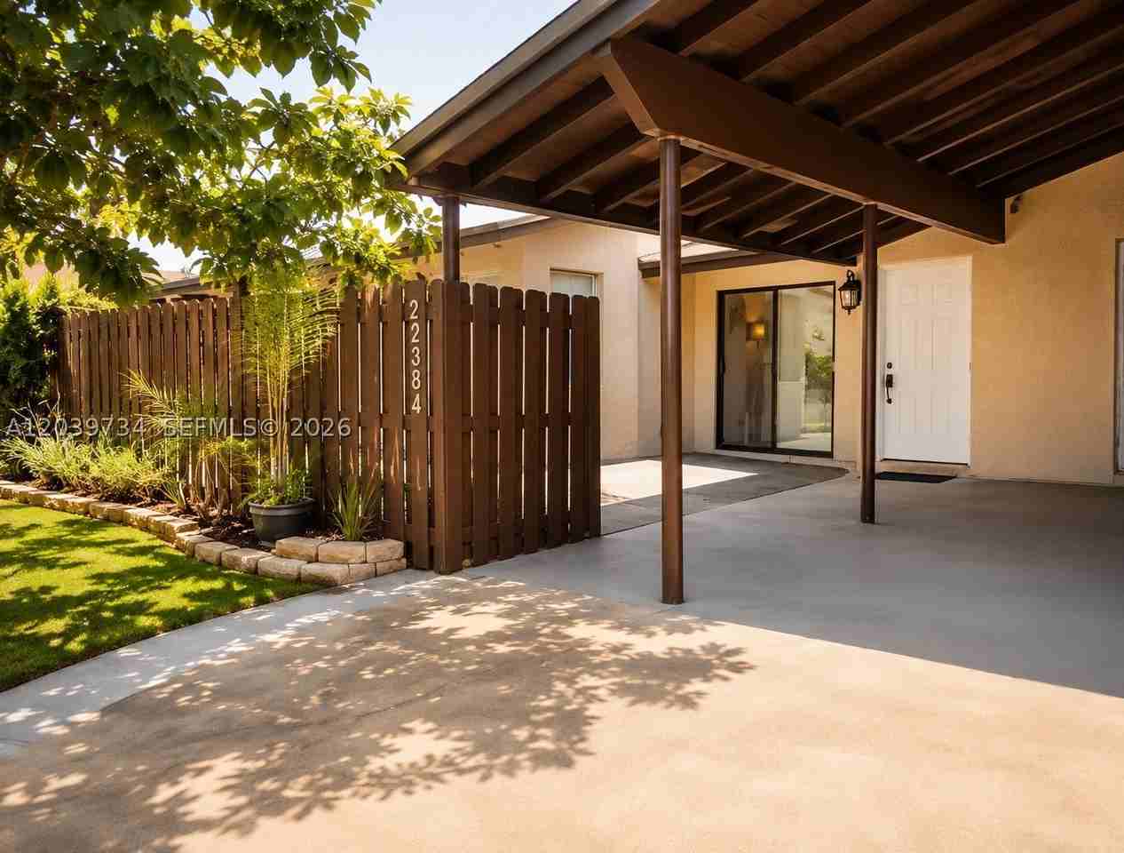 22384 Palomita Dr #22384
