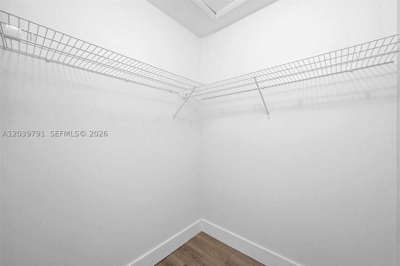 3449 Nw 44th St #108 - Photo 4 of 11