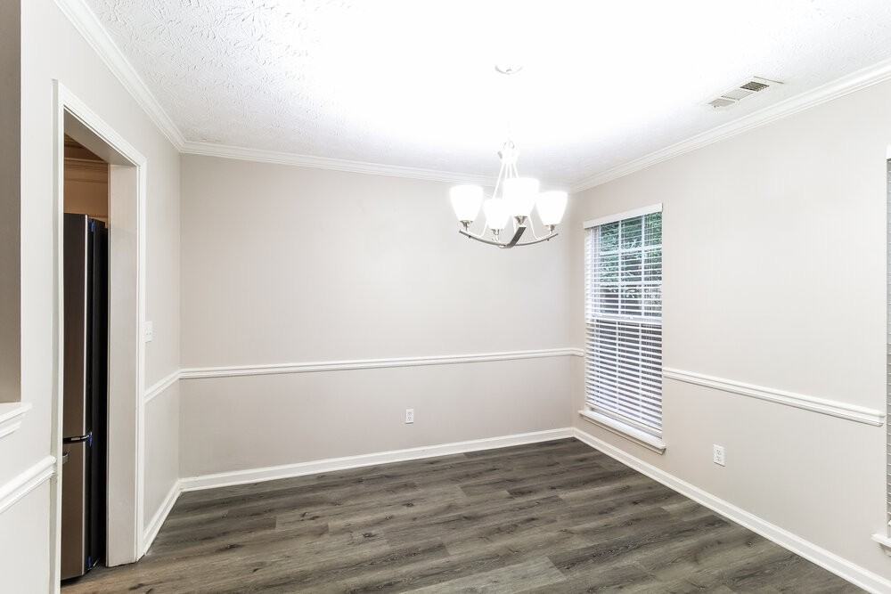 850 Chaseridge Dr - Photo 5 of 16
