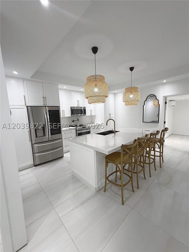 4712 Sw 64th Ct - Photo 4 of 11