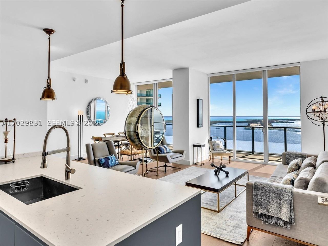 1300 Brickell Bay Dr #4202 - Photo 5 of 34