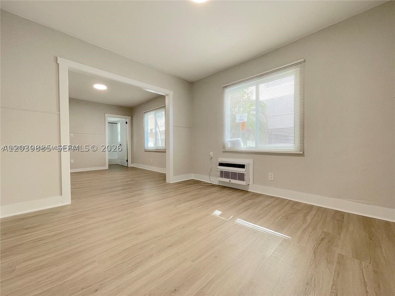 1836 Dewey St #2 - Photo 7 of 12