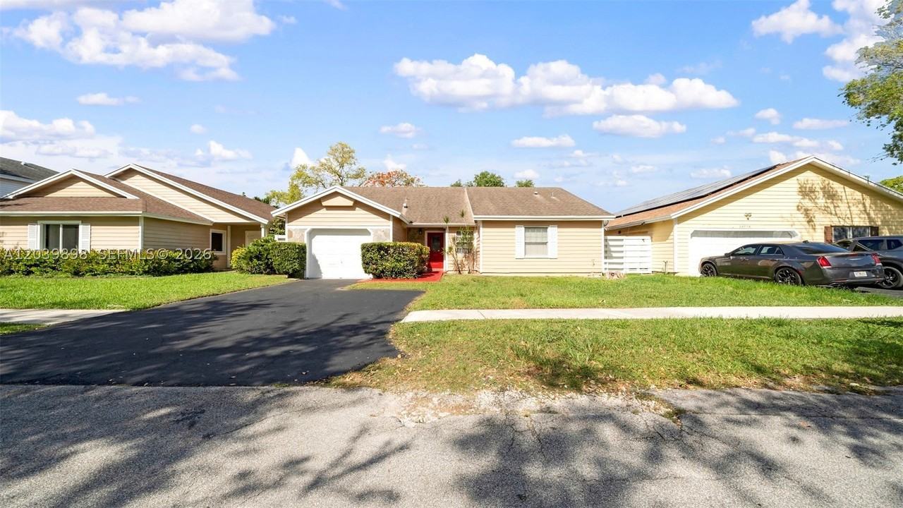 14780 Sw 139th Ct - Photo 6 of 47