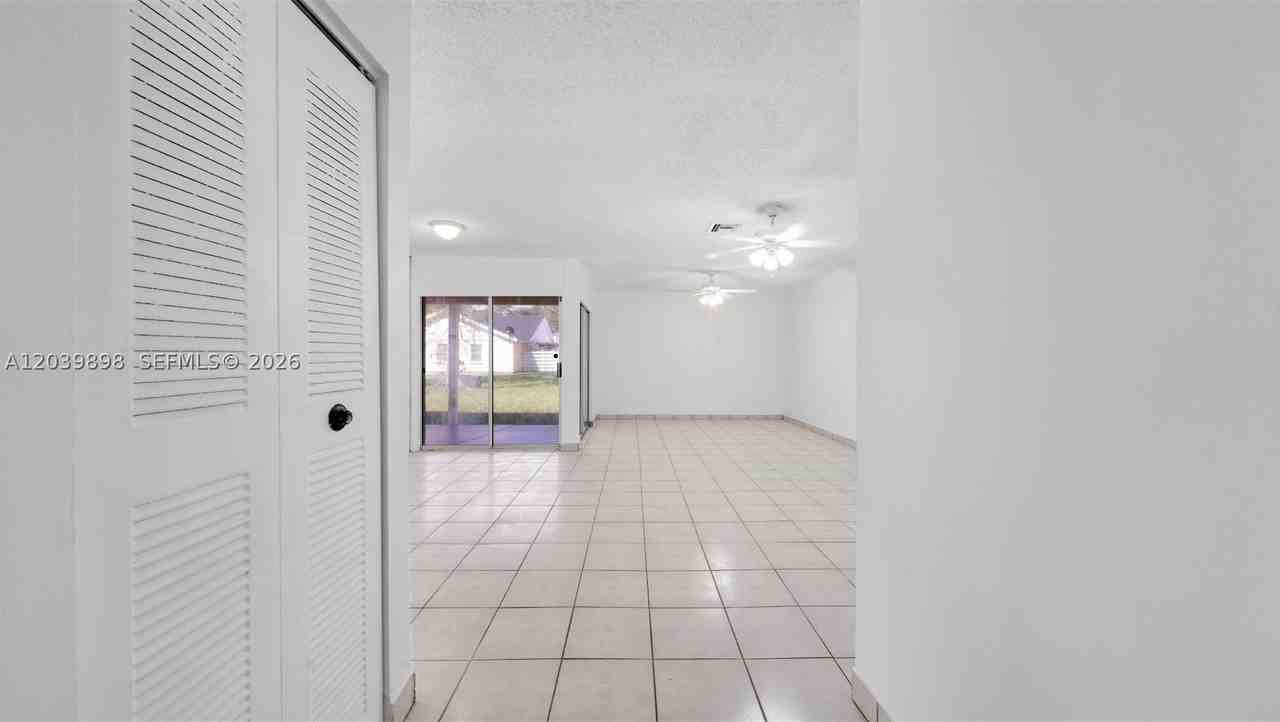 14780 Sw 139th Ct - Photo 7 of 47