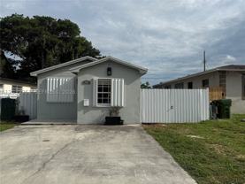 713 Nw 4th St - Photo 1 of 1