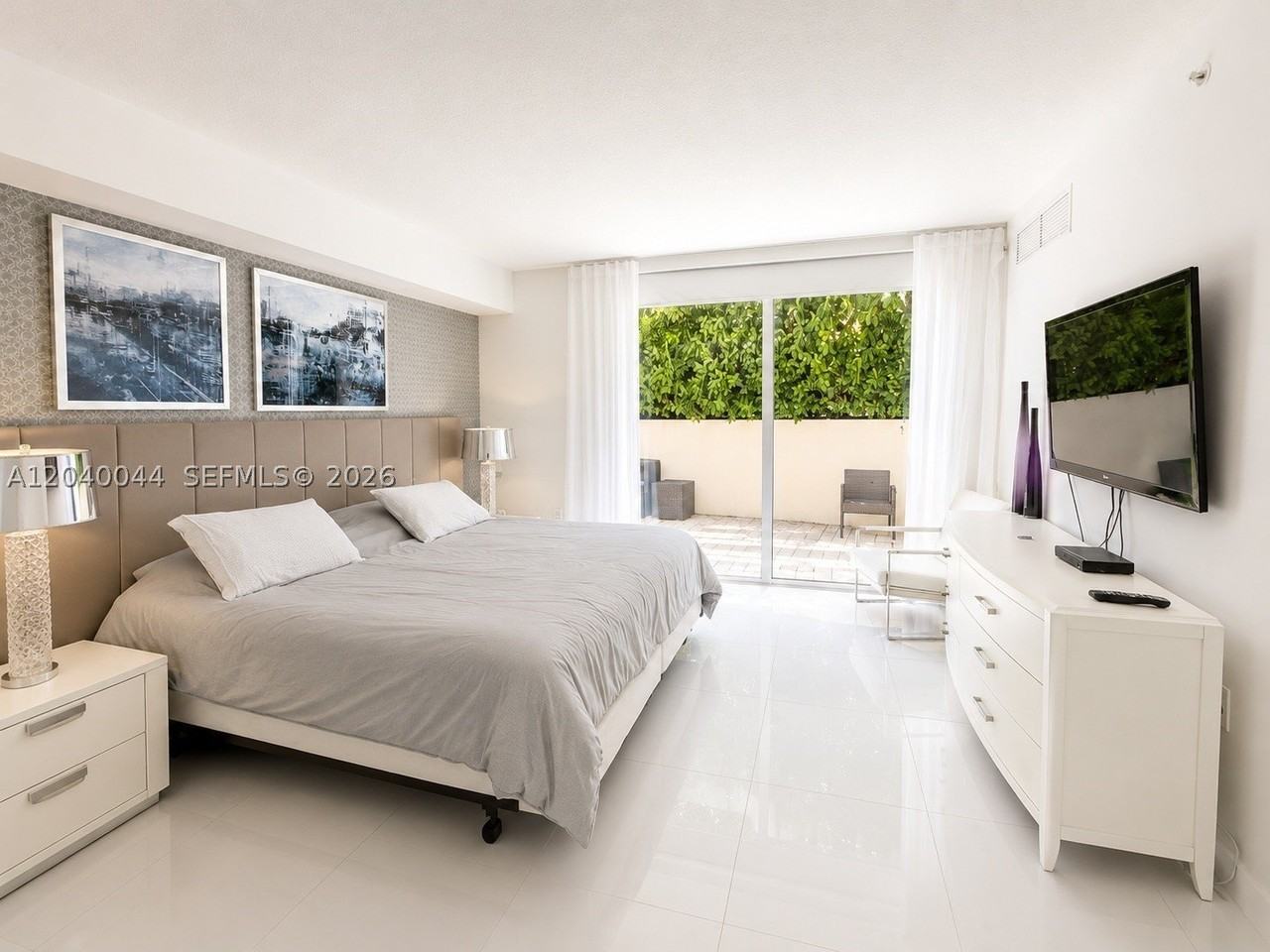 200 Sunny Isles Blvd - Photo 6 of 26
