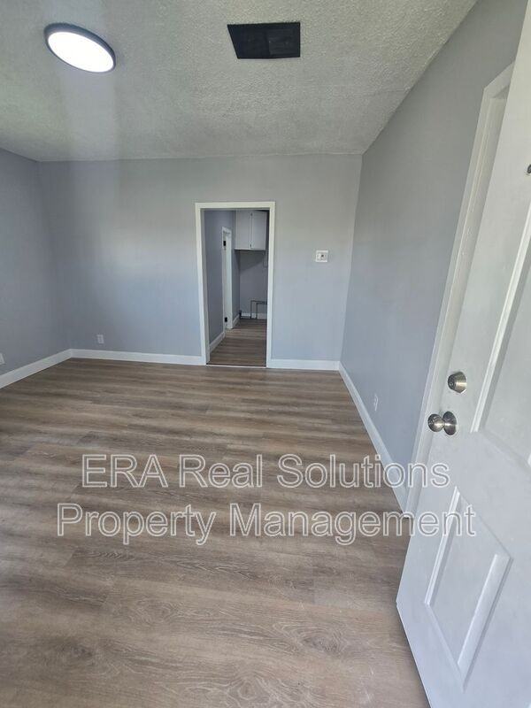 1282 Joyce Ave - Photo 7 of 21