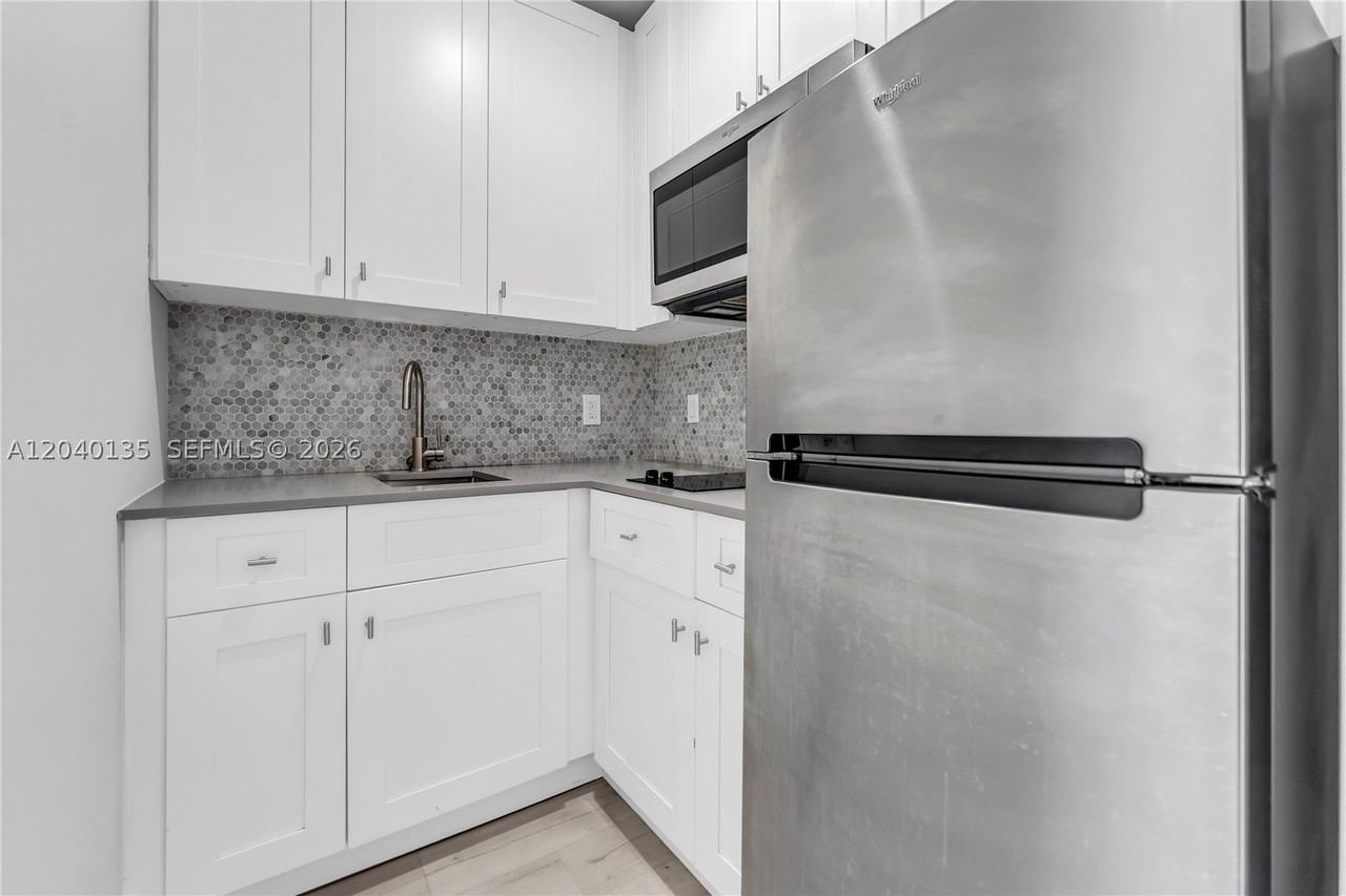 6647 Sw 59th Pl #206 - Photo 4 of 13