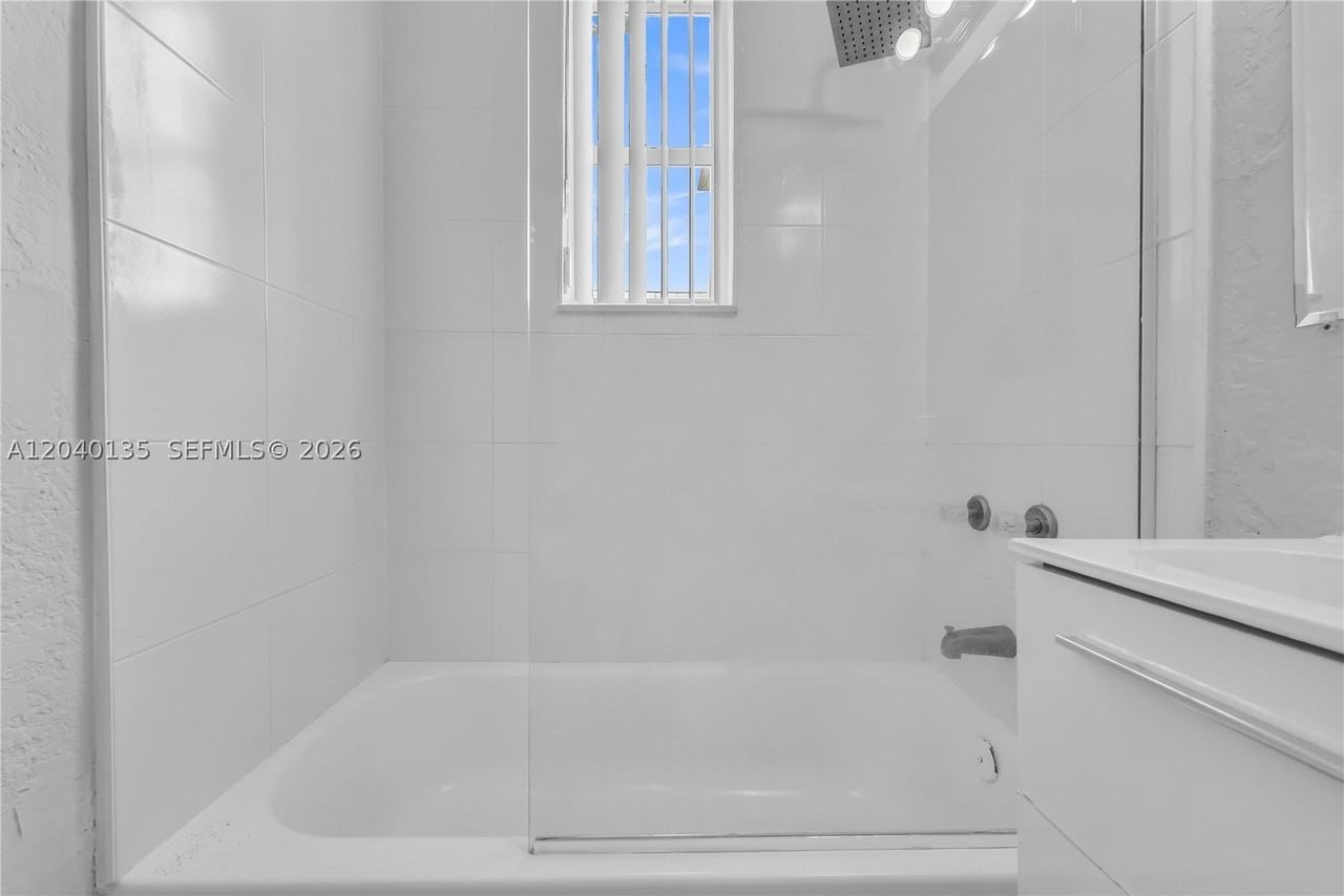 6647 Sw 59th Pl #206 - Photo 7 of 13