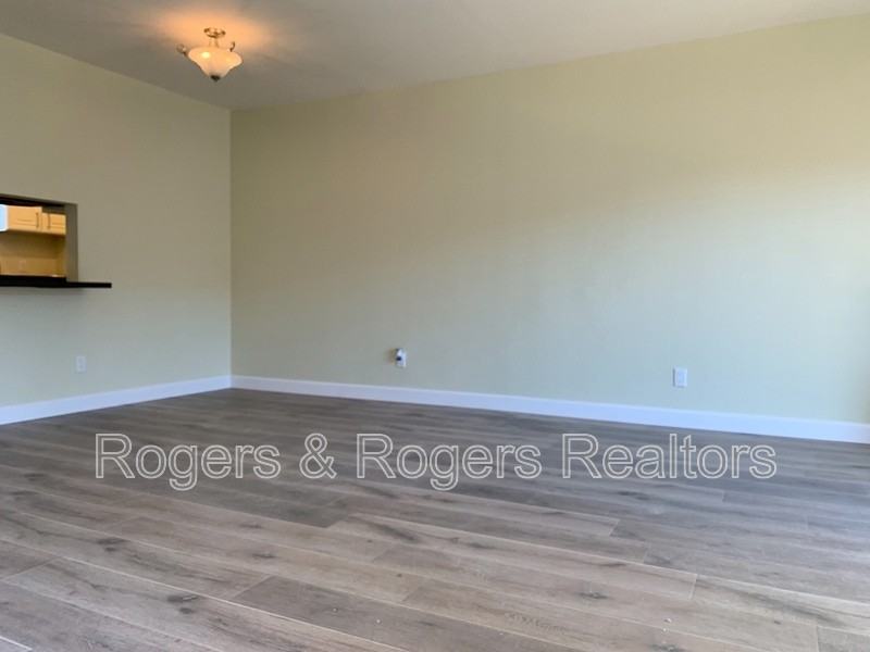 6977 Chantel Ct - Photo 2 of 6