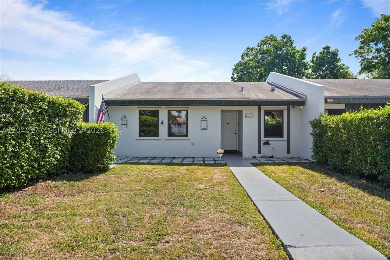 5113 Sw 138th Avenue Cir - Photo 2 of 28