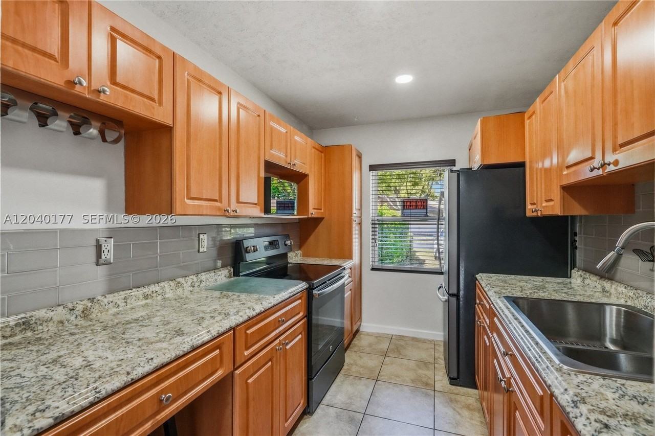 5113 Sw 138th Avenue Cir - Photo 7 of 28