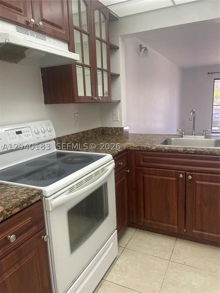 20825 Ne 8th Ct #202-19 - Photo 3 of 10