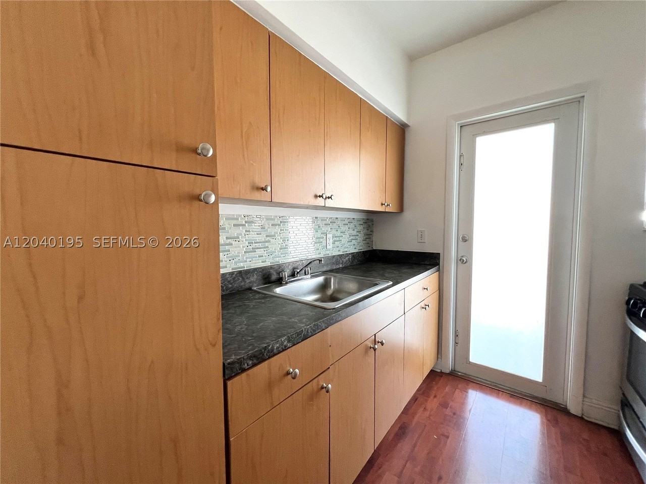 450 77th St #6 - Photo 6 of 16
