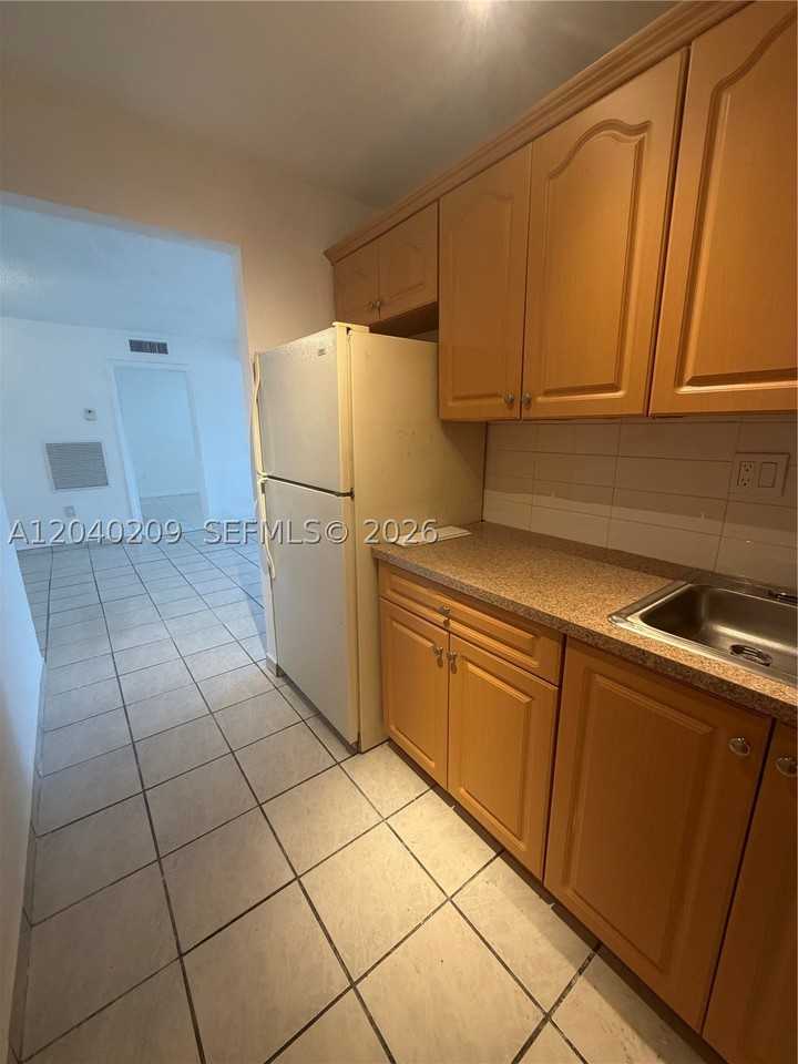 4717 Nw 7th St #803-10 - Photo 6 of 20