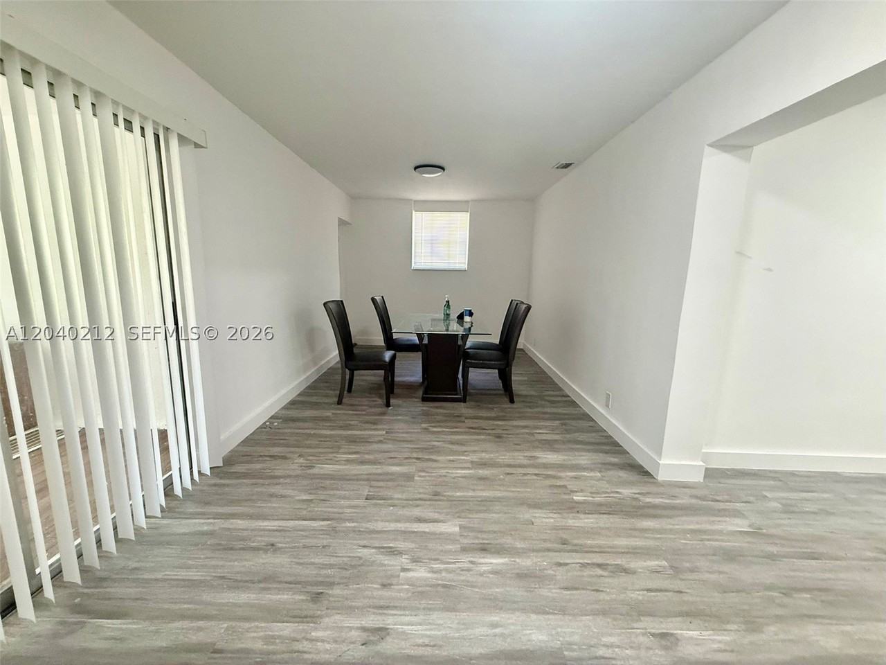 730 Nw 5th St #1 - Photo 5 of 12