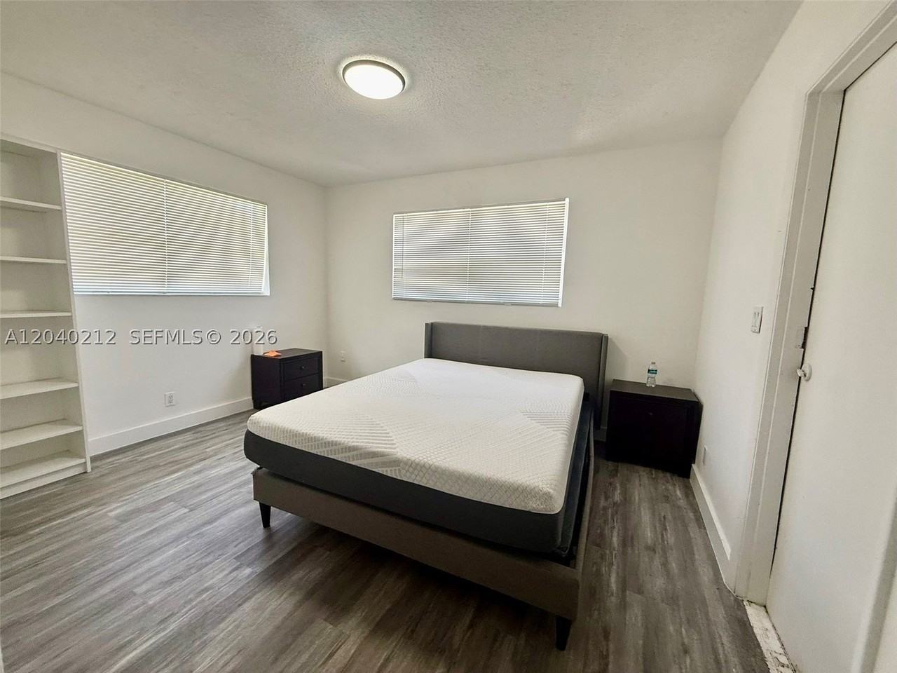 730 Nw 5th St #1 - Photo 6 of 12