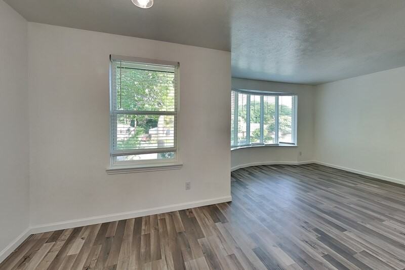 7624 Oak Garden Trl - Photo 7 of 19