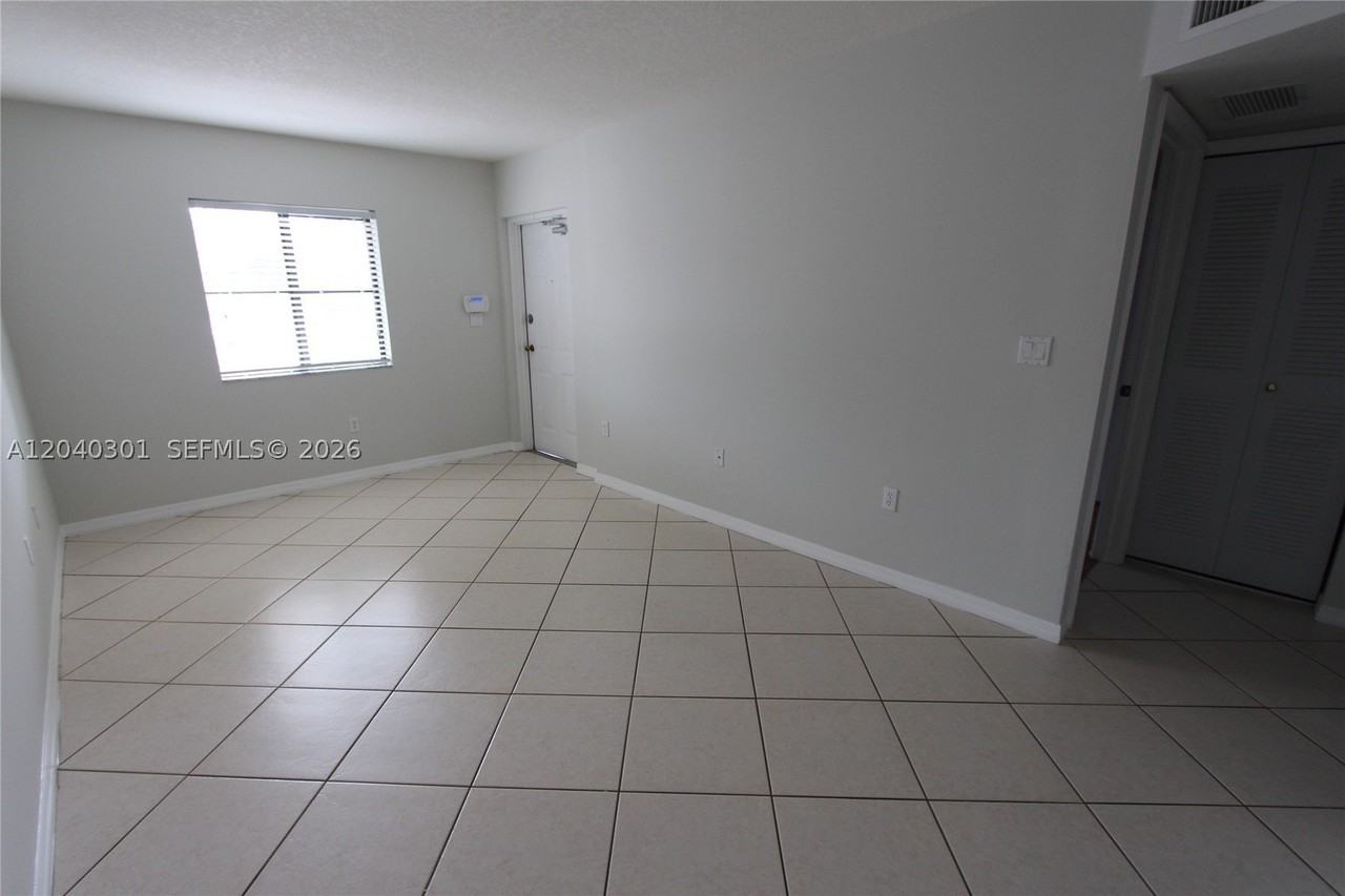 22931 Sw 88th Pl #105 - Photo 2 of 27