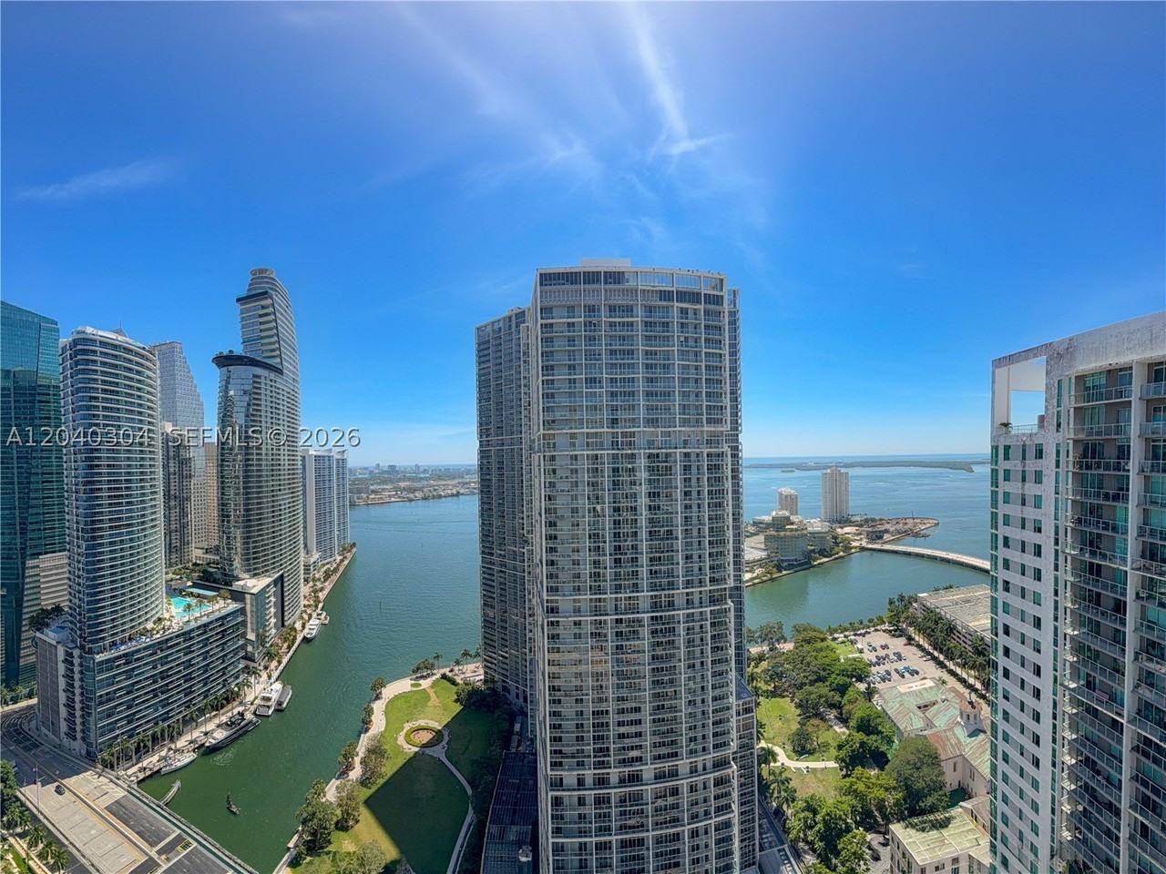 77 Se 5th St #4015