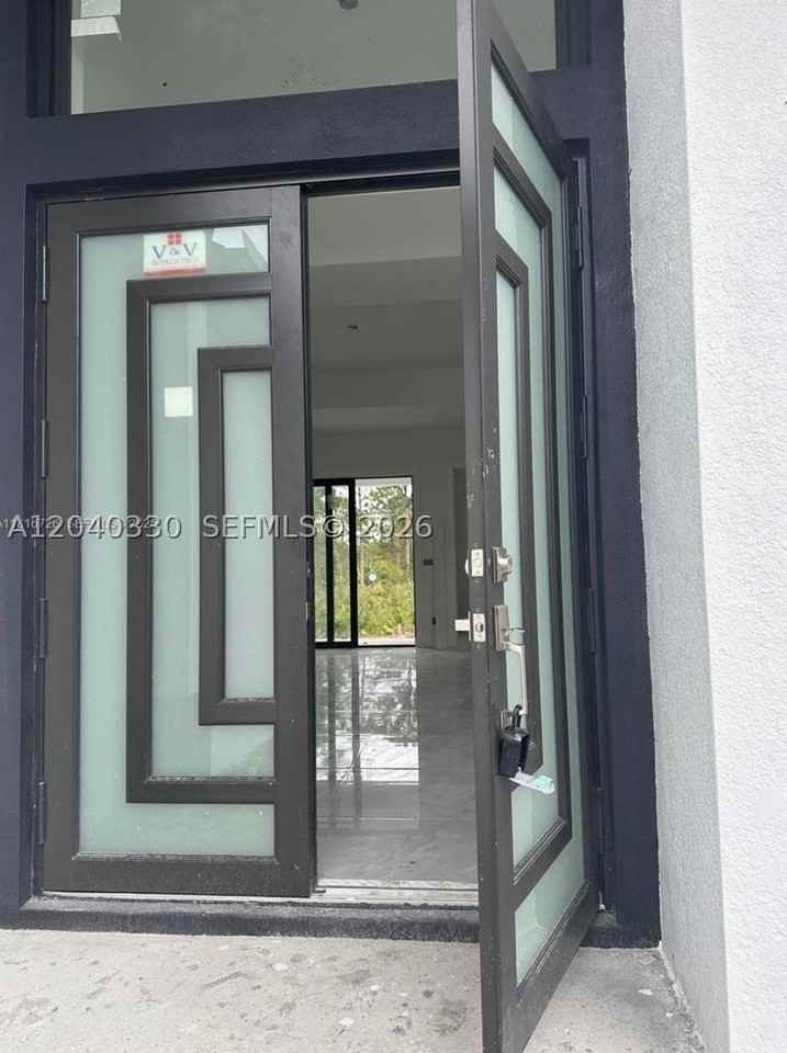 815 Anaconda Ave S - Photo 4 of 9