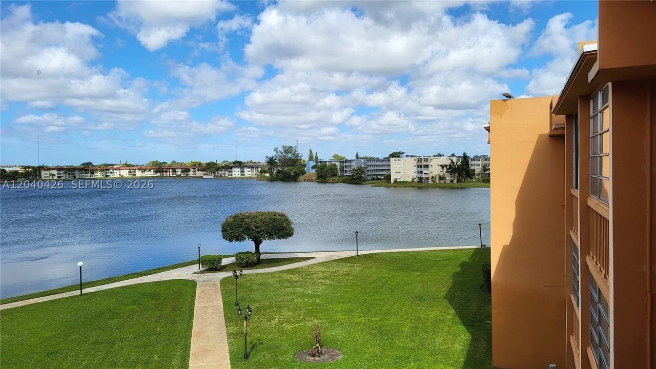 1591 Ne Miami Gardens Dr #306 - Photo 6 of 21