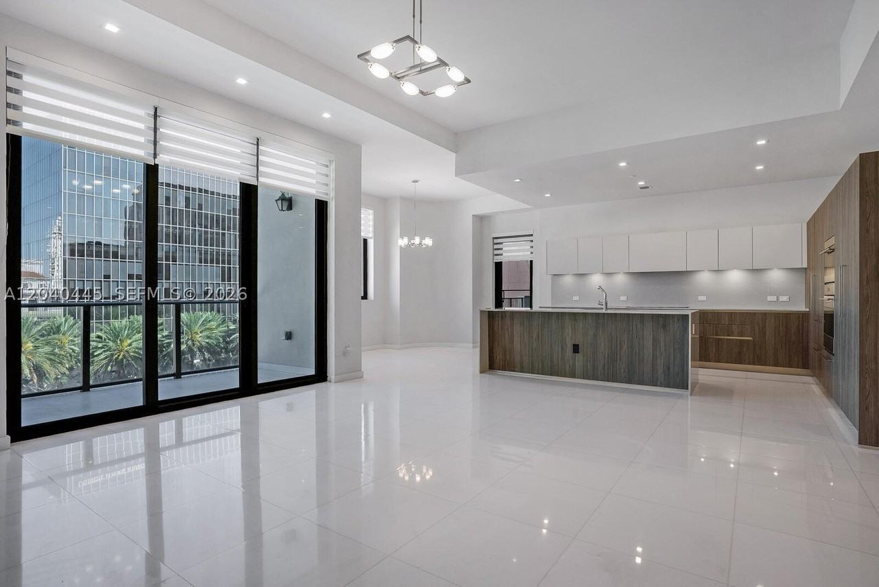 275 Giralda Ave #6C - Photo 7 of 45