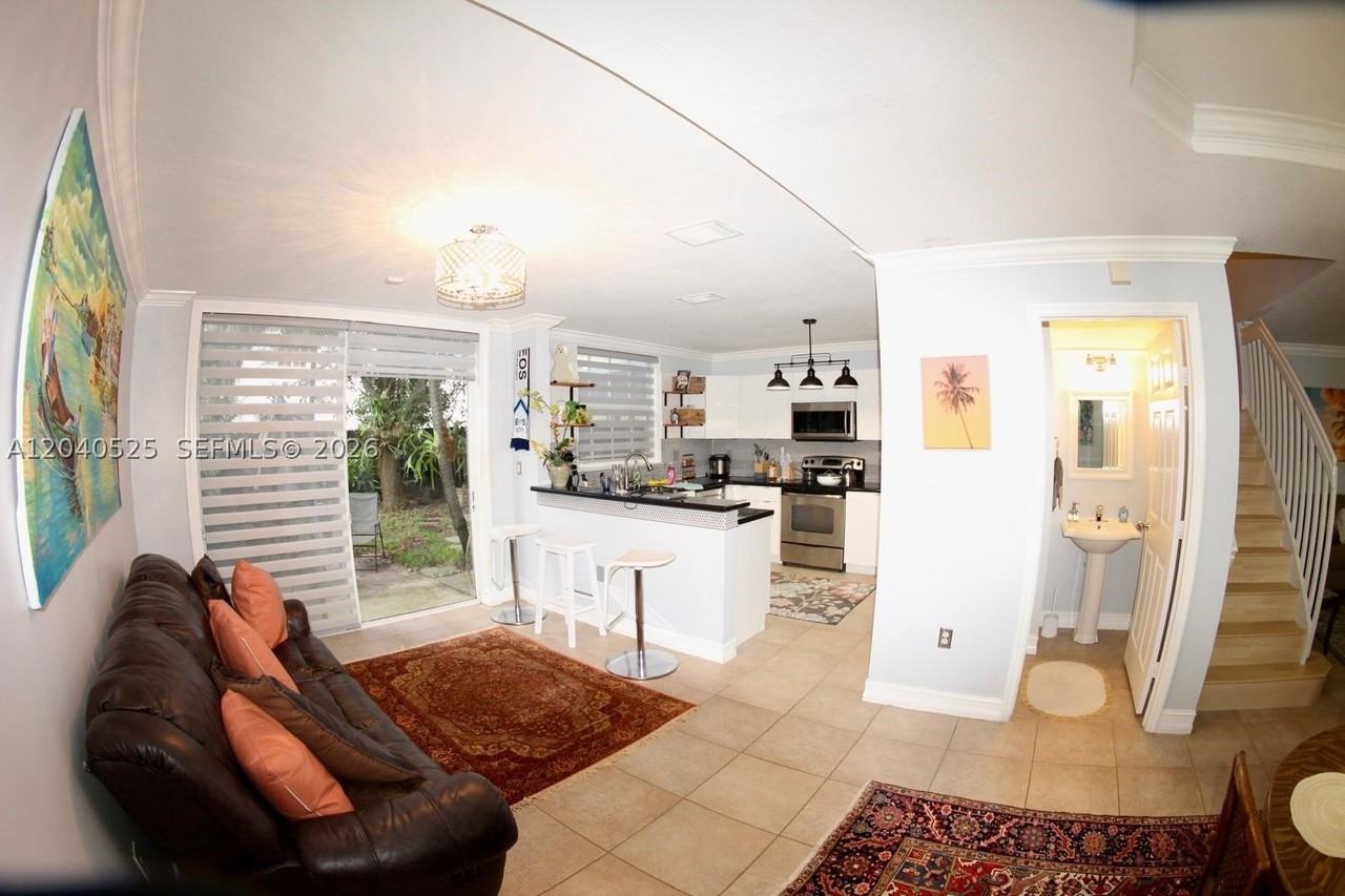 20721 Sw 80th Ct - Photo 4 of 16