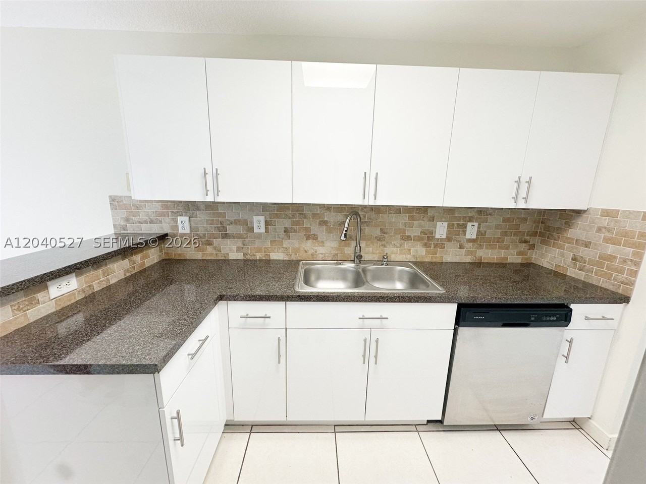 2150 Nw 171st Ter - Photo 4 of 37